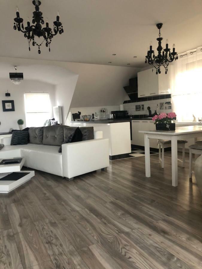 Apartament Rynek Pniewy Pniewy  エクステリア 写真