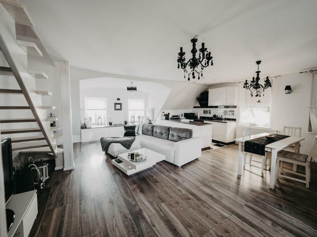 Apartament Rynek Pniewy Pniewy  エクステリア 写真