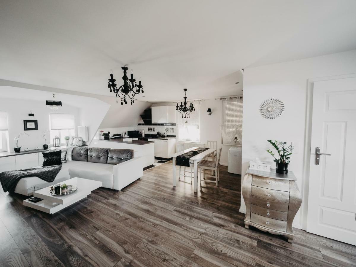 Apartament Rynek Pniewy Pniewy  エクステリア 写真