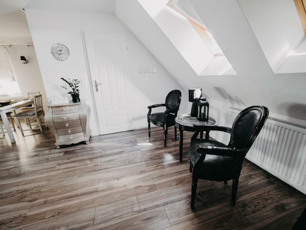Apartament Rynek Pniewy Pniewy  エクステリア 写真